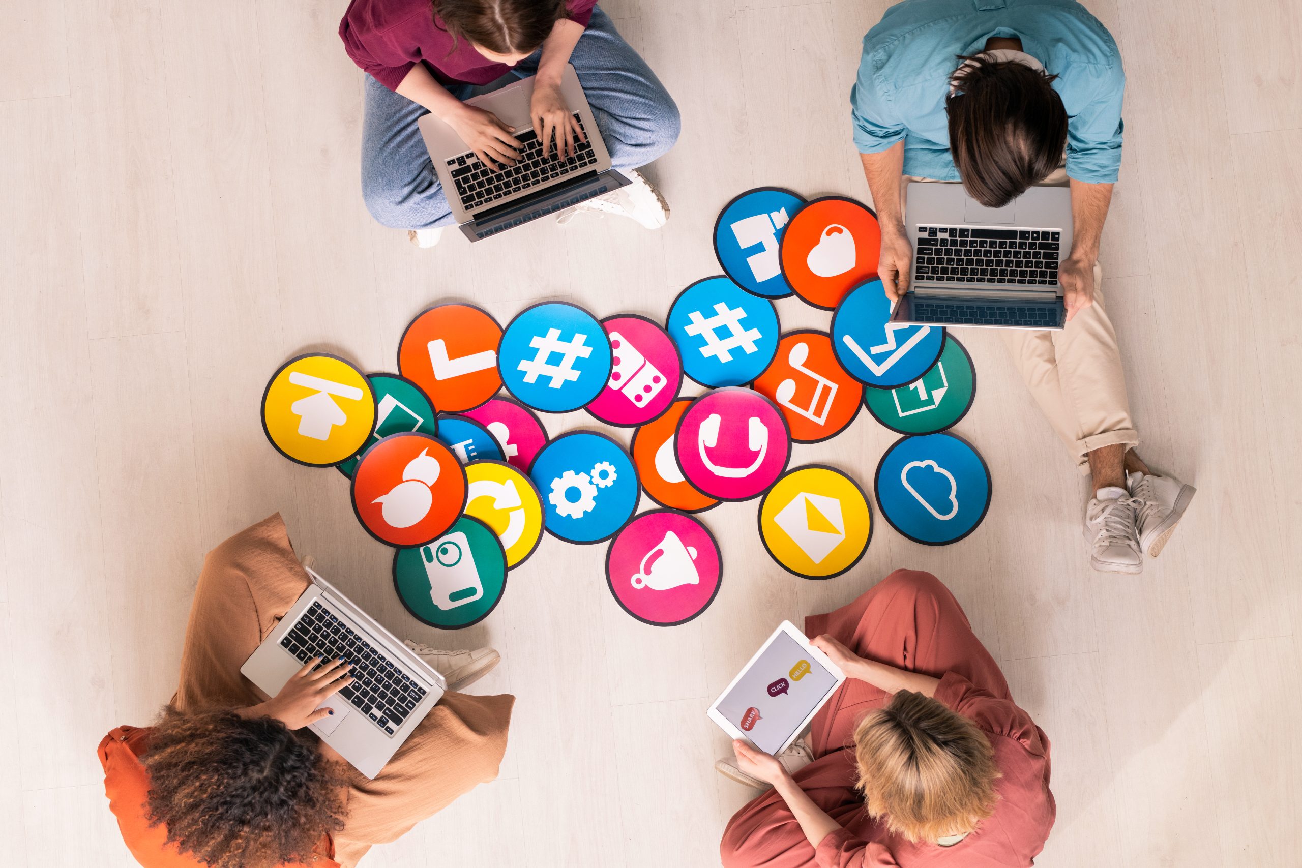a guide to mastering social media algorithm
